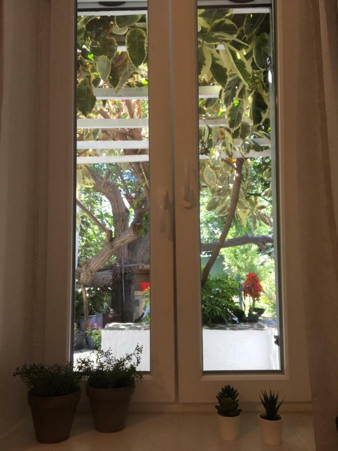Gerania Milos Lägenhet Adamantas  Exteriör bild